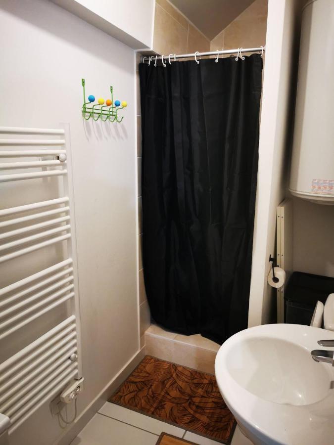 Appartement 4-6 Personnes A Proximite Des Stations Et Grands Cols Saint Avre la Chambre Exteriör bild